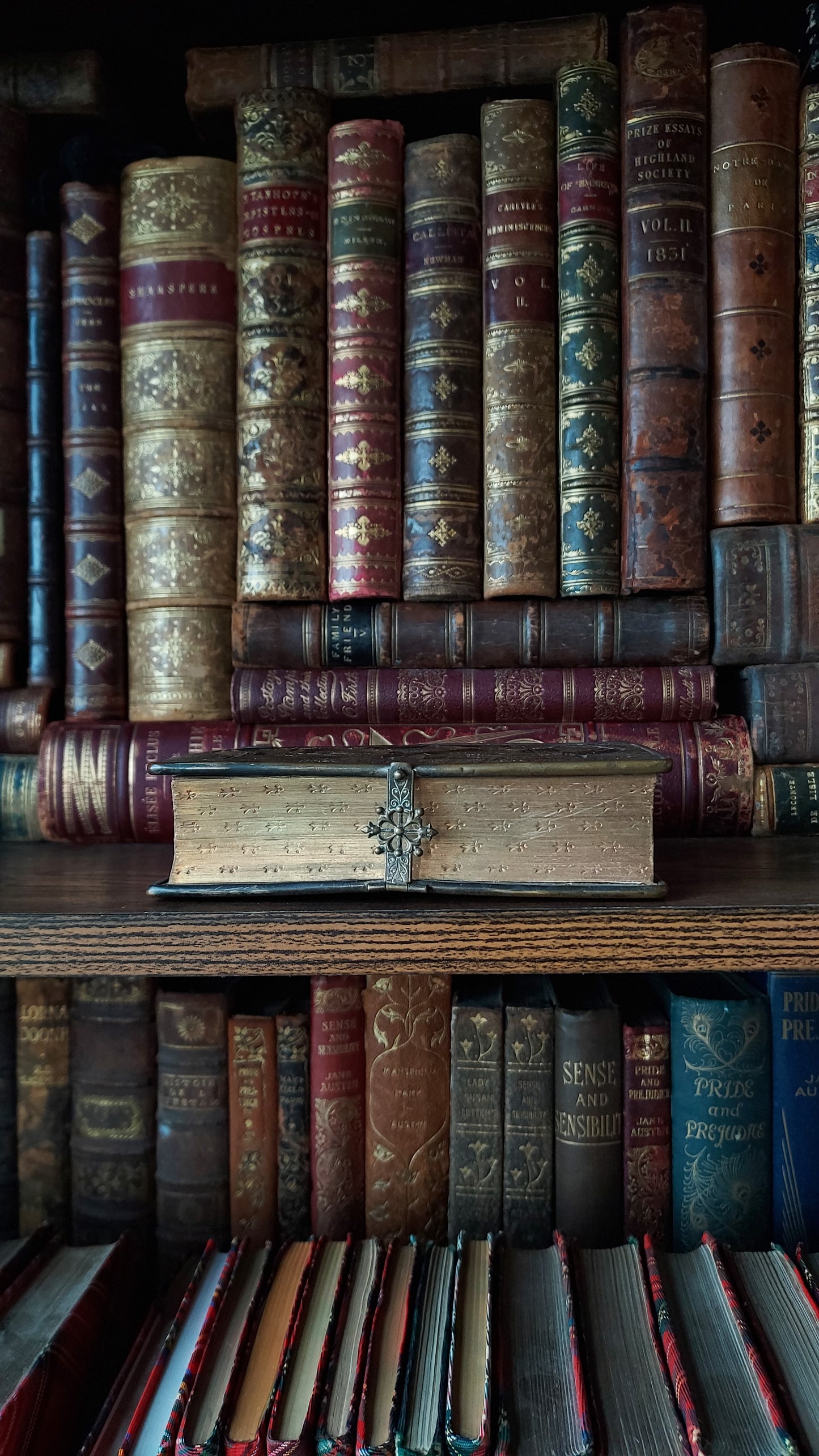 1870 Vollständige Sammlung ausgewählter Gebete | German Ermine Gauffered Edge