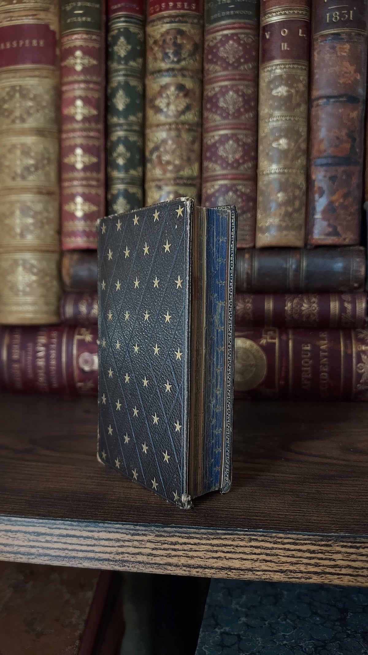 1850s L'Imitation de Jésus-Christ | Miniarture Star Binding w/Blue Gauffered Edges