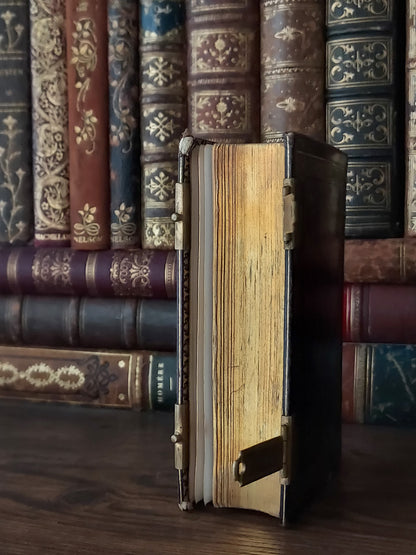 19th-Century Paroissien Romain: Double Gold-Tone Metal Clasp