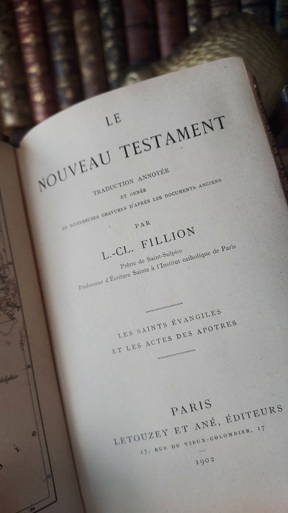 1902 Le Nouveau Testament & Prayer Card | Hand-Illuminated, Stamped by L. Angeli