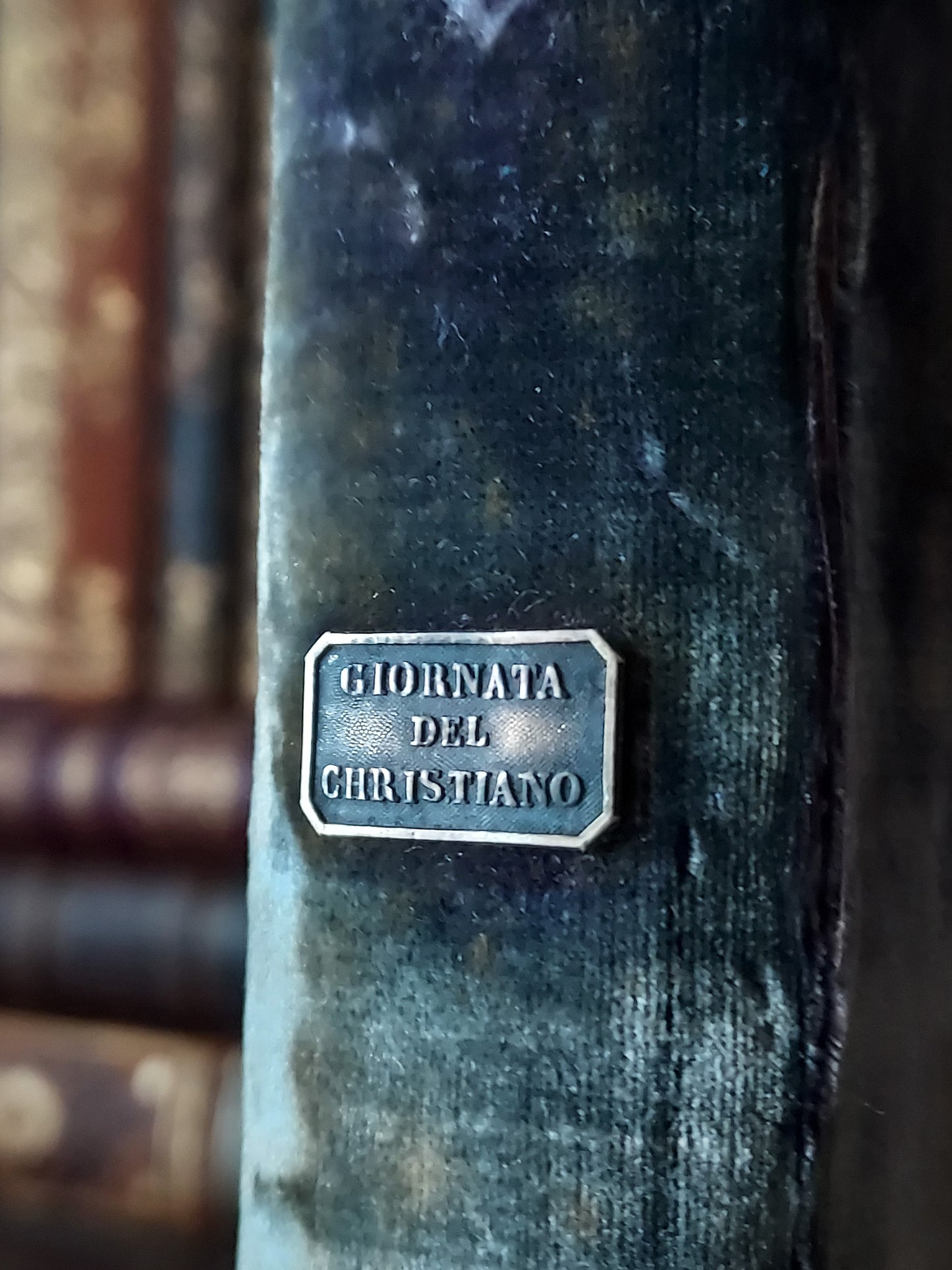 19th-century La Giornata del Cristiano | Blue Velvet & a Cross Clasp