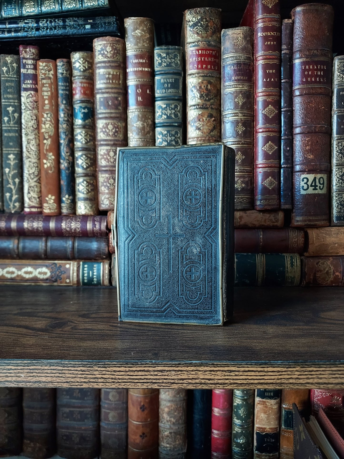 1860s Eucologe ou Paroissien Romain-Éduen: Gauffered Red Pages & Clasp