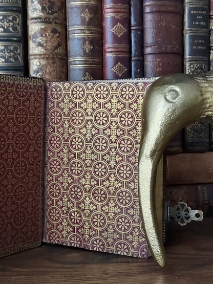 1892 Missel Romain L'Office des Dimanches: Ornate Double Clasp