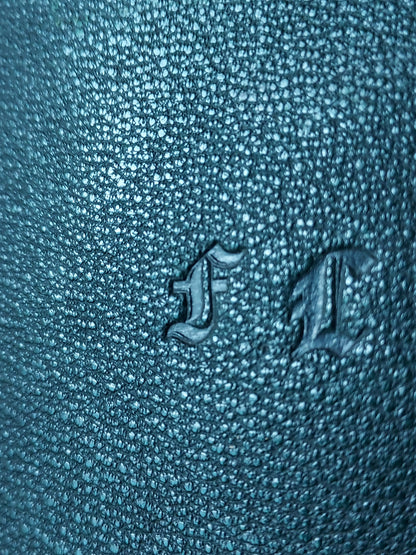 1851 Manuel des Catéchismes | Cross Clasp