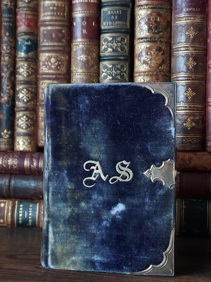 19th-century La Giornata del Cristiano | Blue Velvet & a Cross Clasp