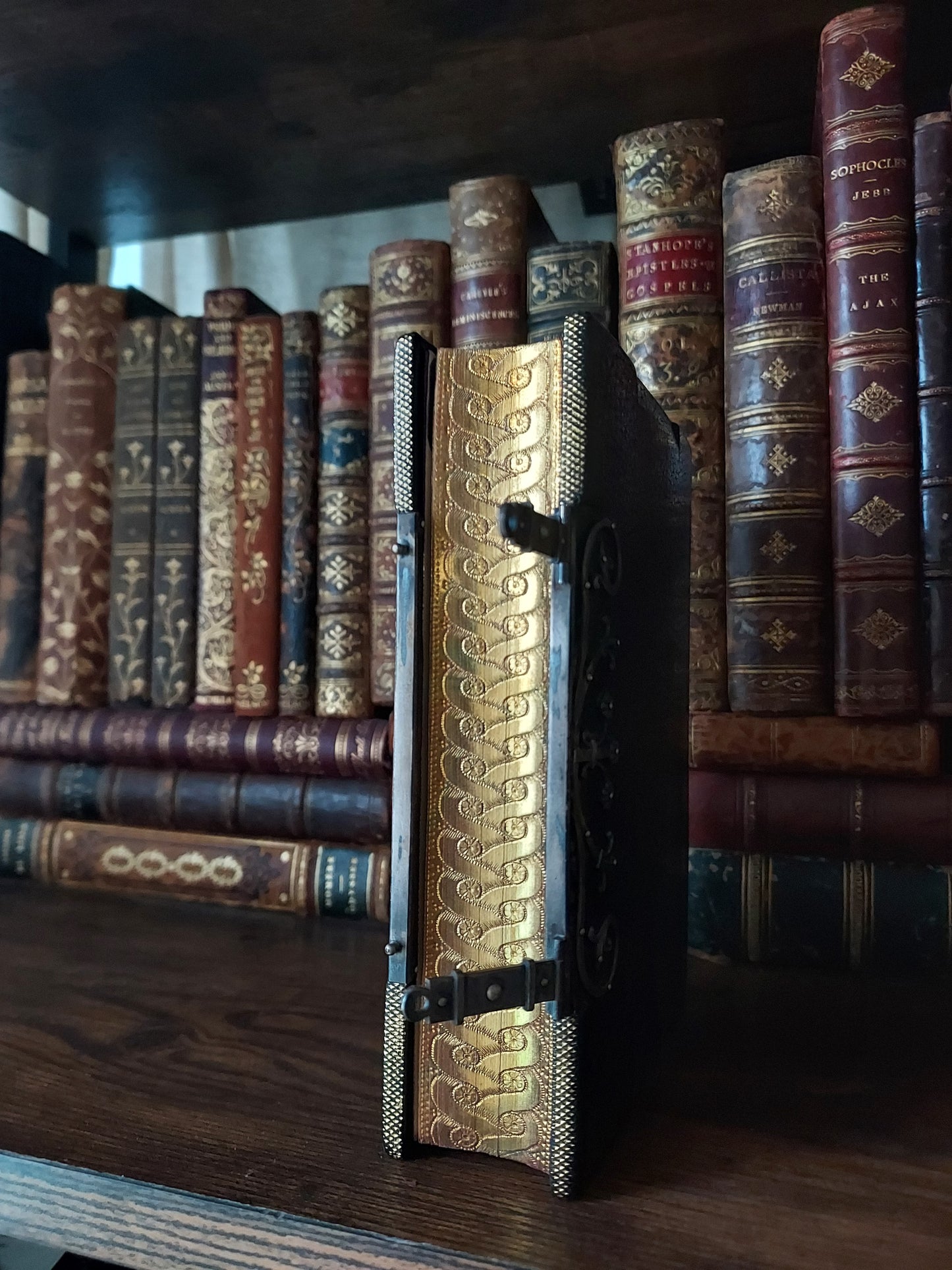 1900s Heures Romaines | Stamped Taffin Master Binding