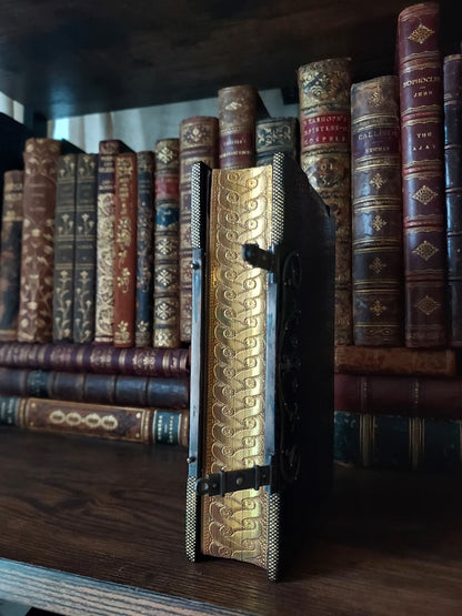 1900s Heures Romaines | Stamped Taffin Master Binding