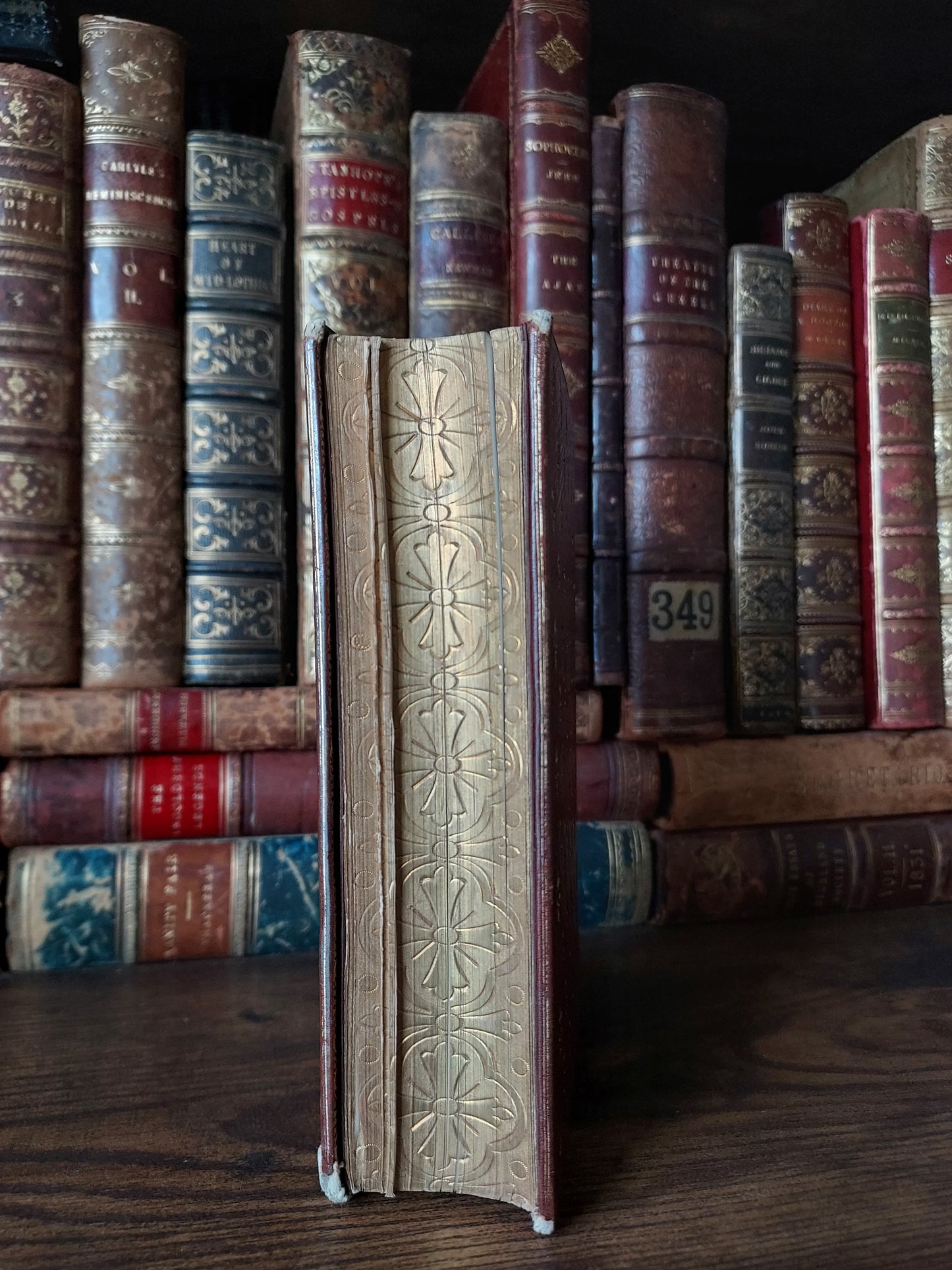 1860s Livre D'Heures Selon le Rit Romain: Gauffered Edges, Fleur-de-Lis Cover