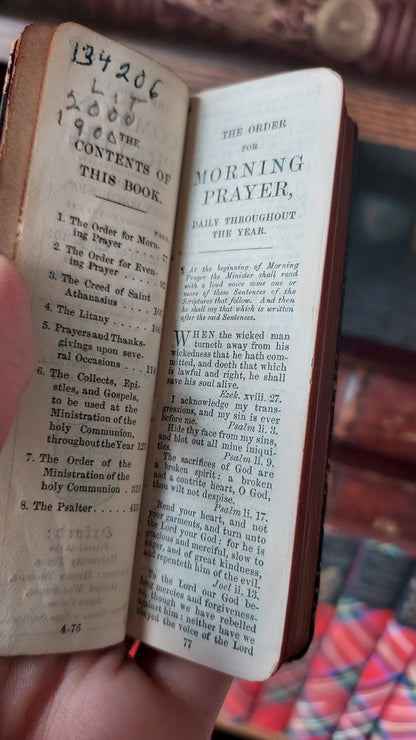 1890s The Book of Common Prayer | Finger Bible
