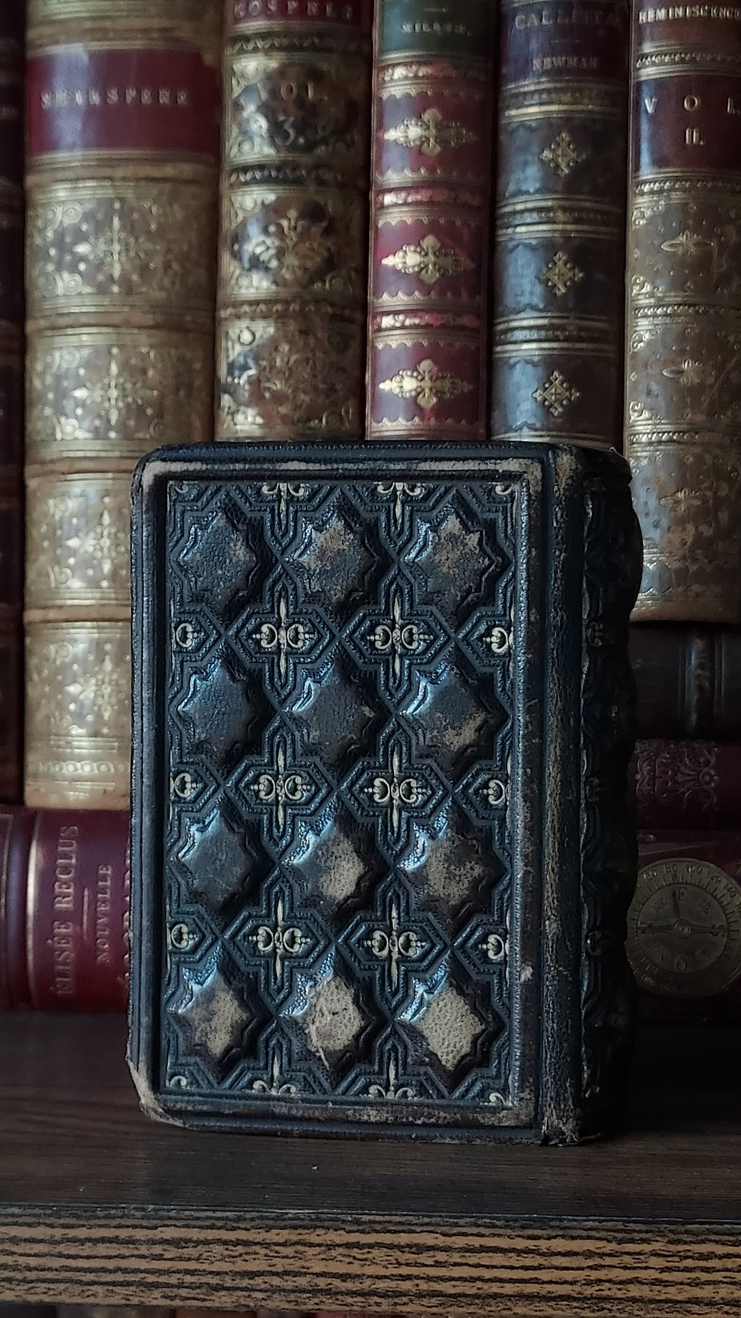 1850s Paroissien Romain | Textured Cover & Red Gauffered Edge