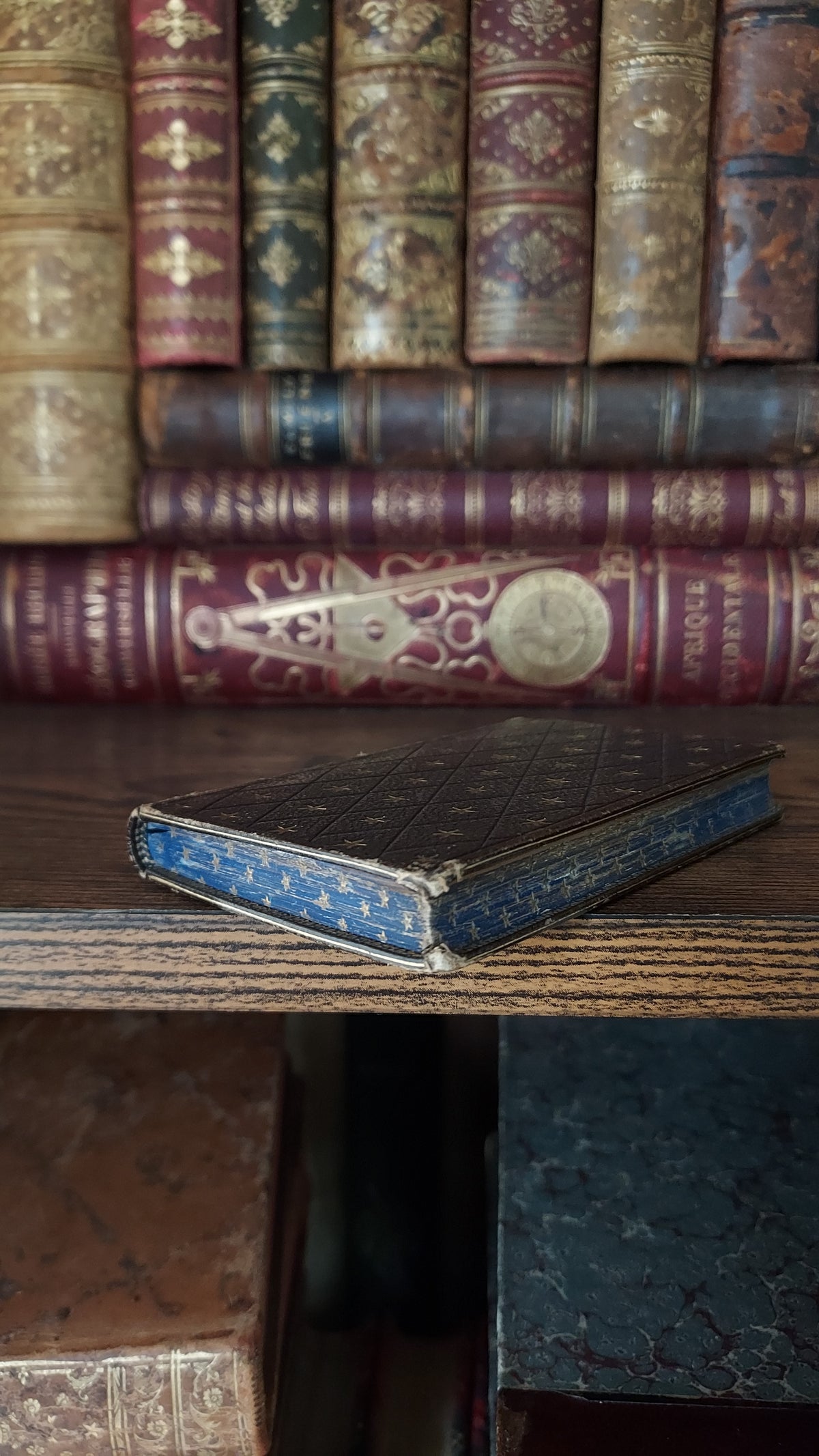 1850s L'Imitation de Jésus-Christ | Miniarture Star Binding w/Blue Gauffered Edges
