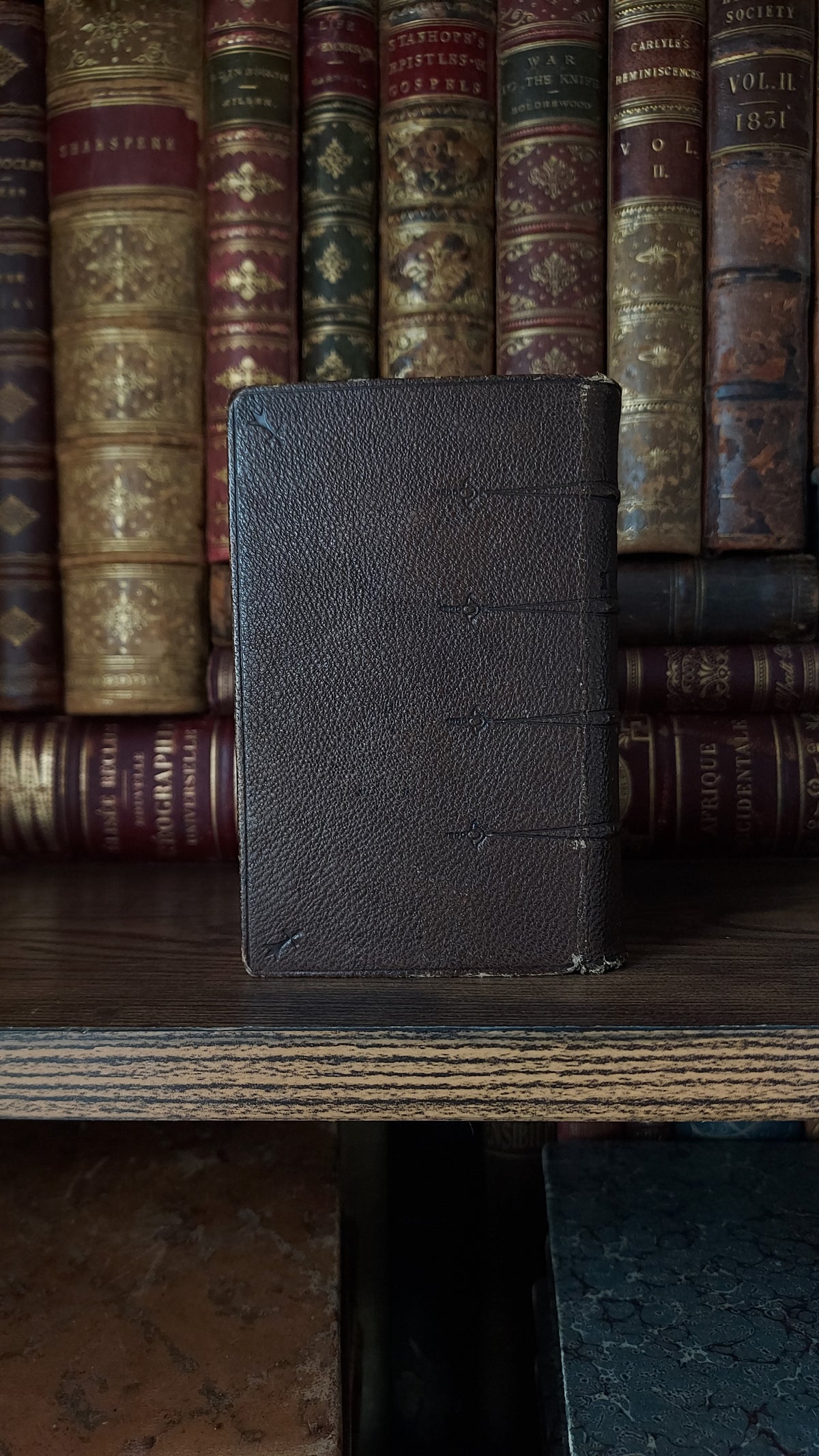 1858 Imitation de Jésus-Christ | Red Pages & Ermine Gauffering