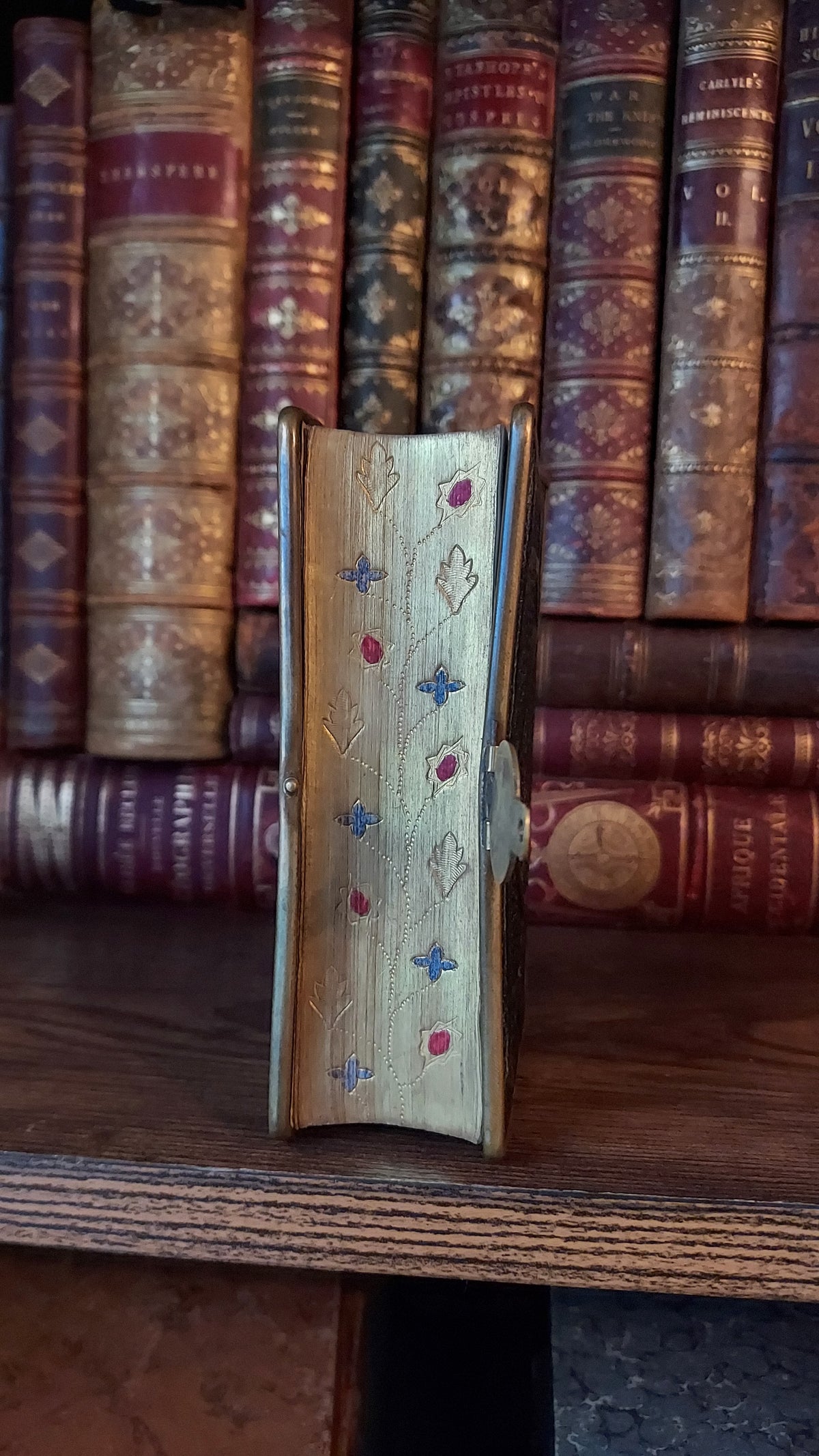 1850s Parioissien Romain | Hand-Painted Gauffered Edges w/Clasp