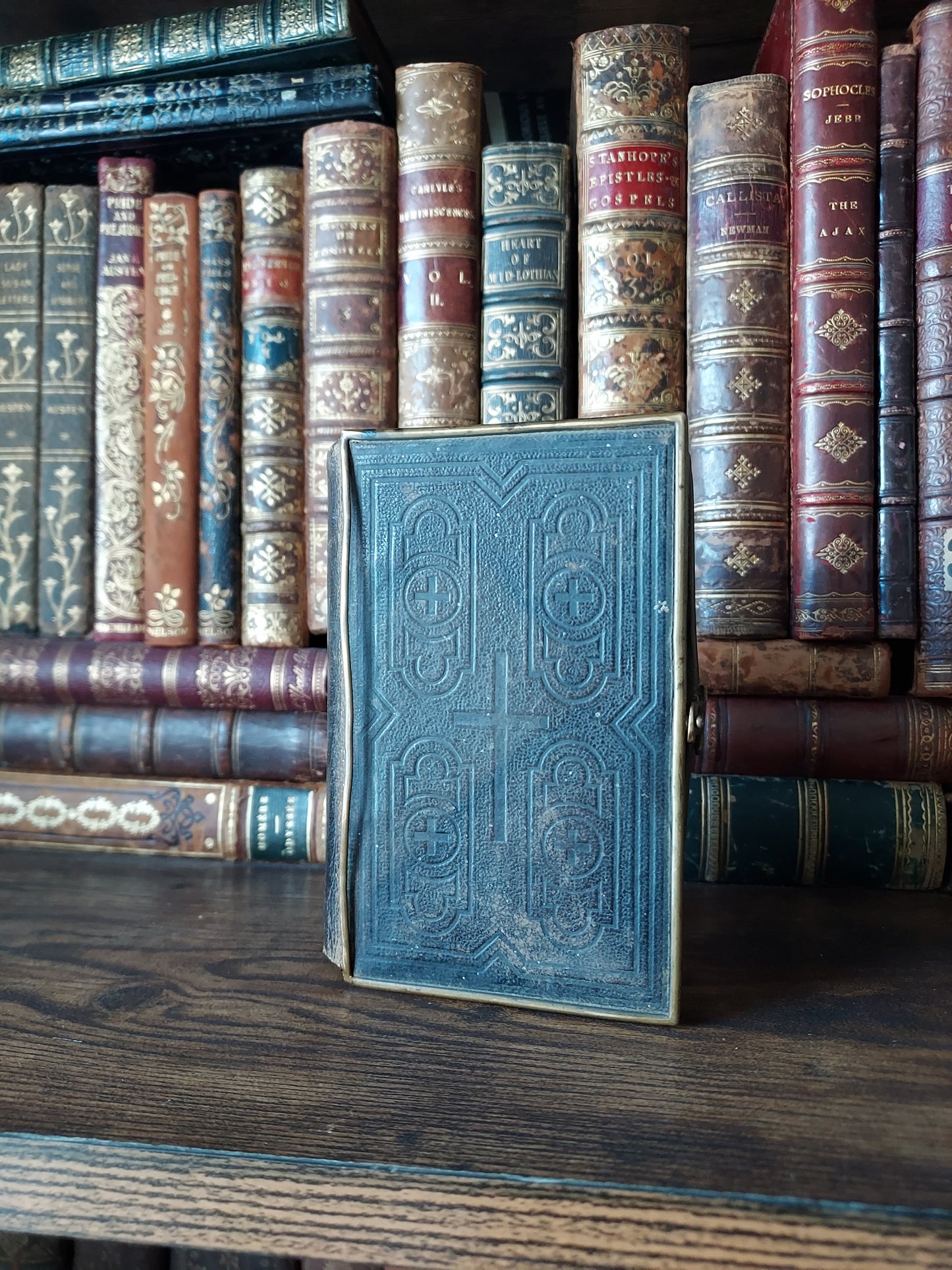 1860s Eucologe ou Paroissien Romain-Éduen: Gauffered Red Pages & Clasp