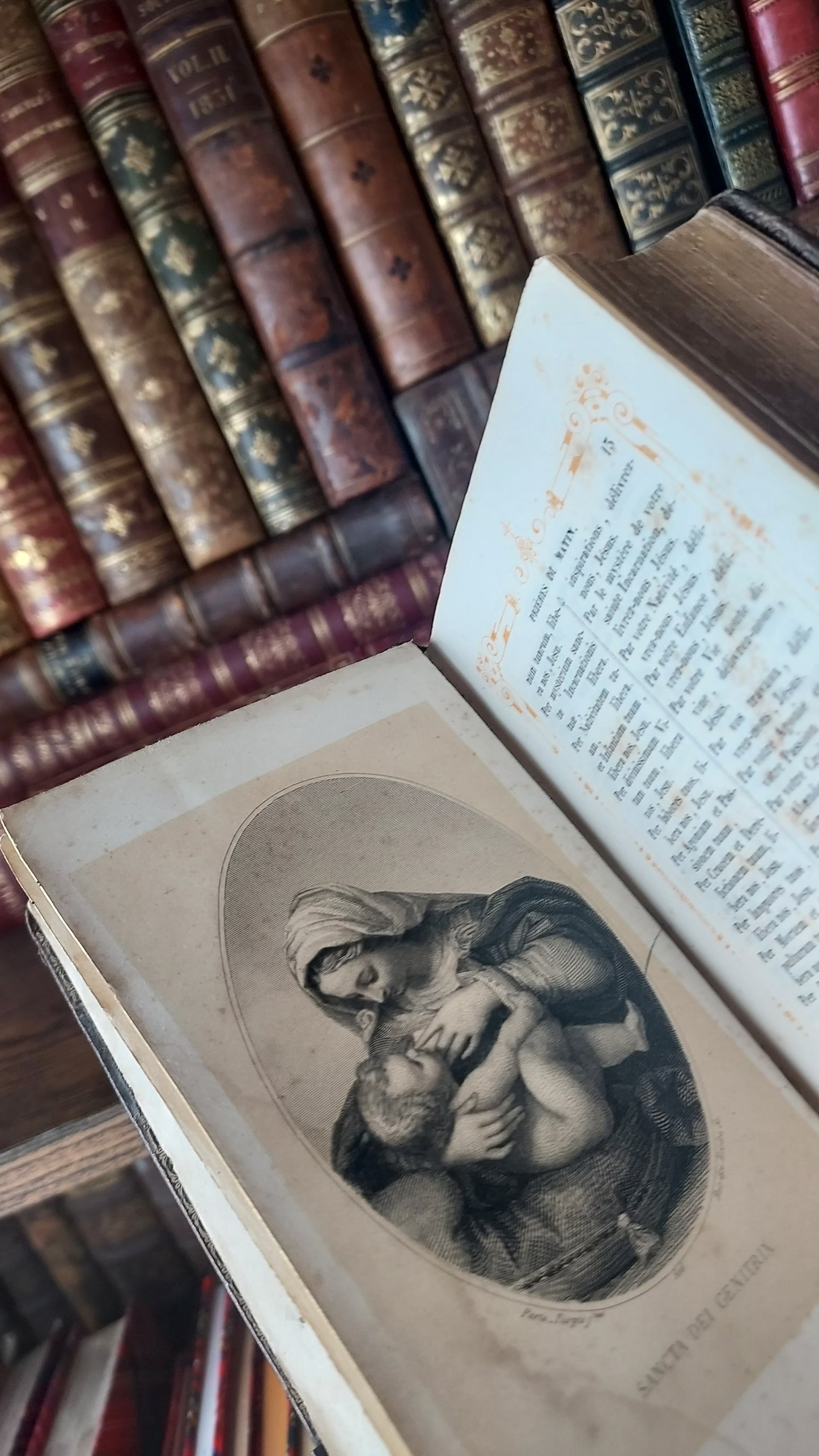 1850s Paroissien Romain | Gauffered Edge Starburst Motif