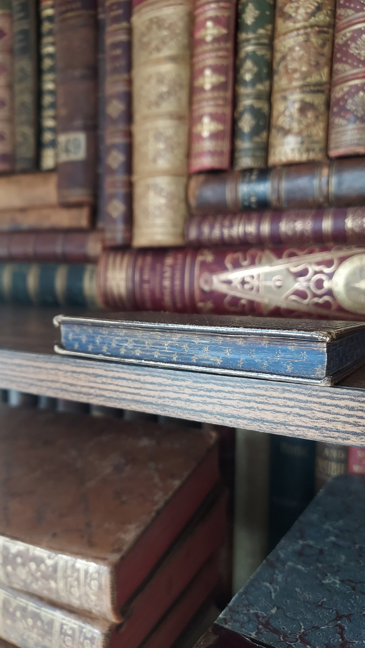 1850s L'Imitation de Jésus-Christ | Miniarture Star Binding w/Blue Gauffered Edges