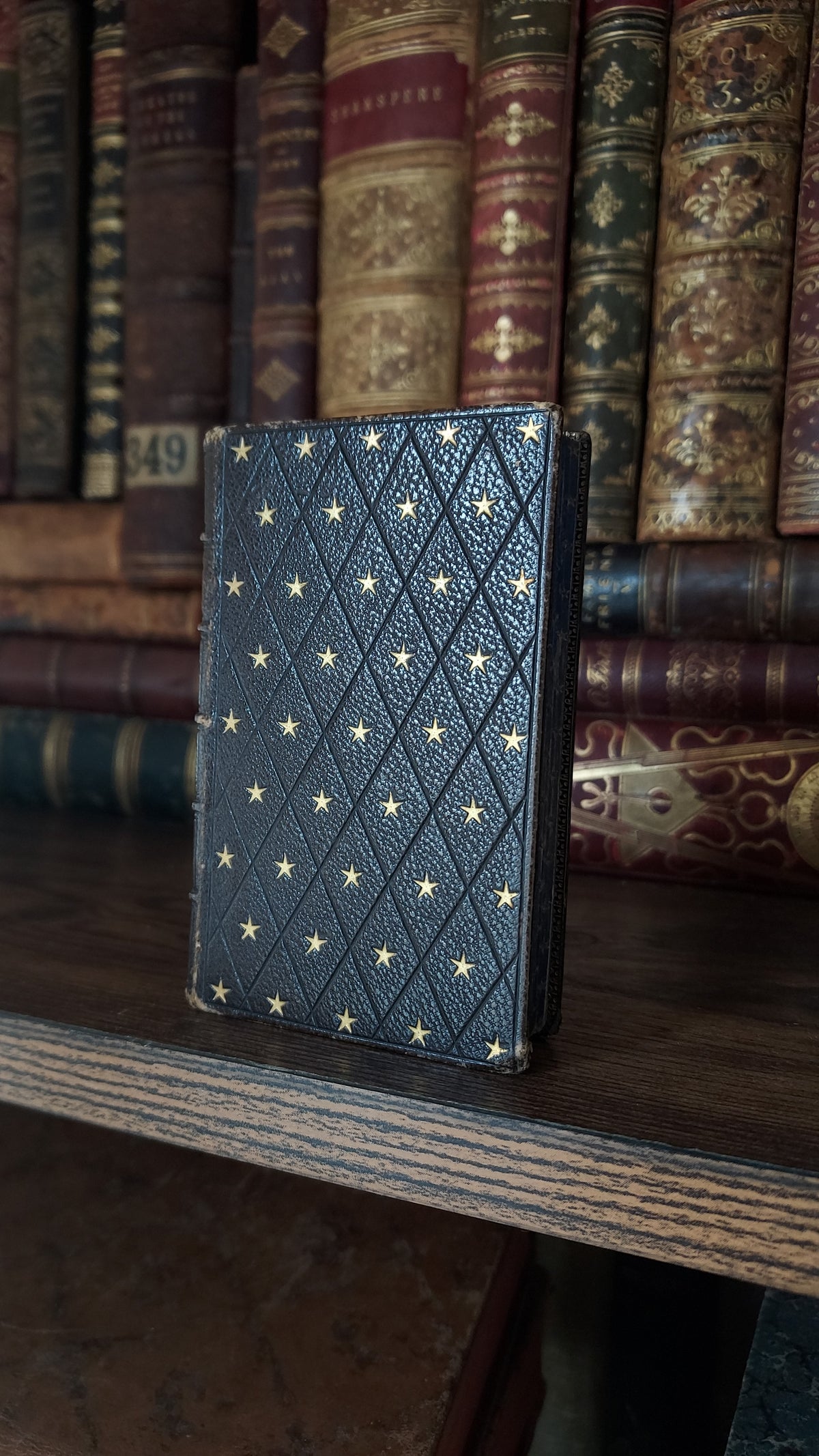1850s L'Imitation de Jésus-Christ | Miniarture Star Binding w/Blue Gauffered Edges