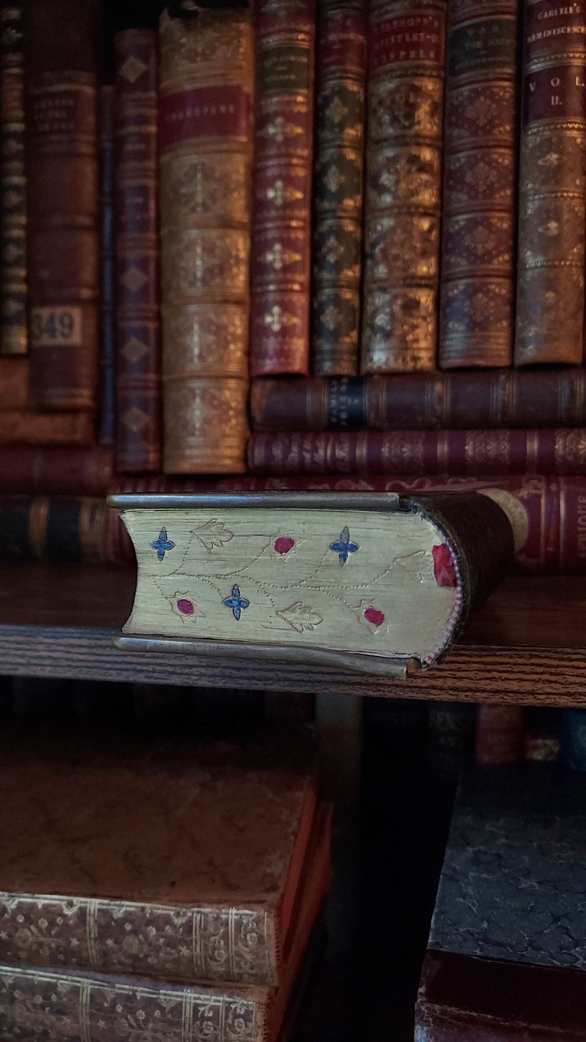 1850s Parioissien Romain | Hand-Painted Gauffered Edges w/Clasp