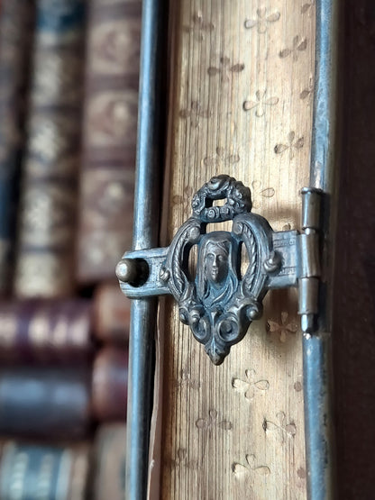 1866 Recueil de Prières | Gauffered Edge & Mary Clasp