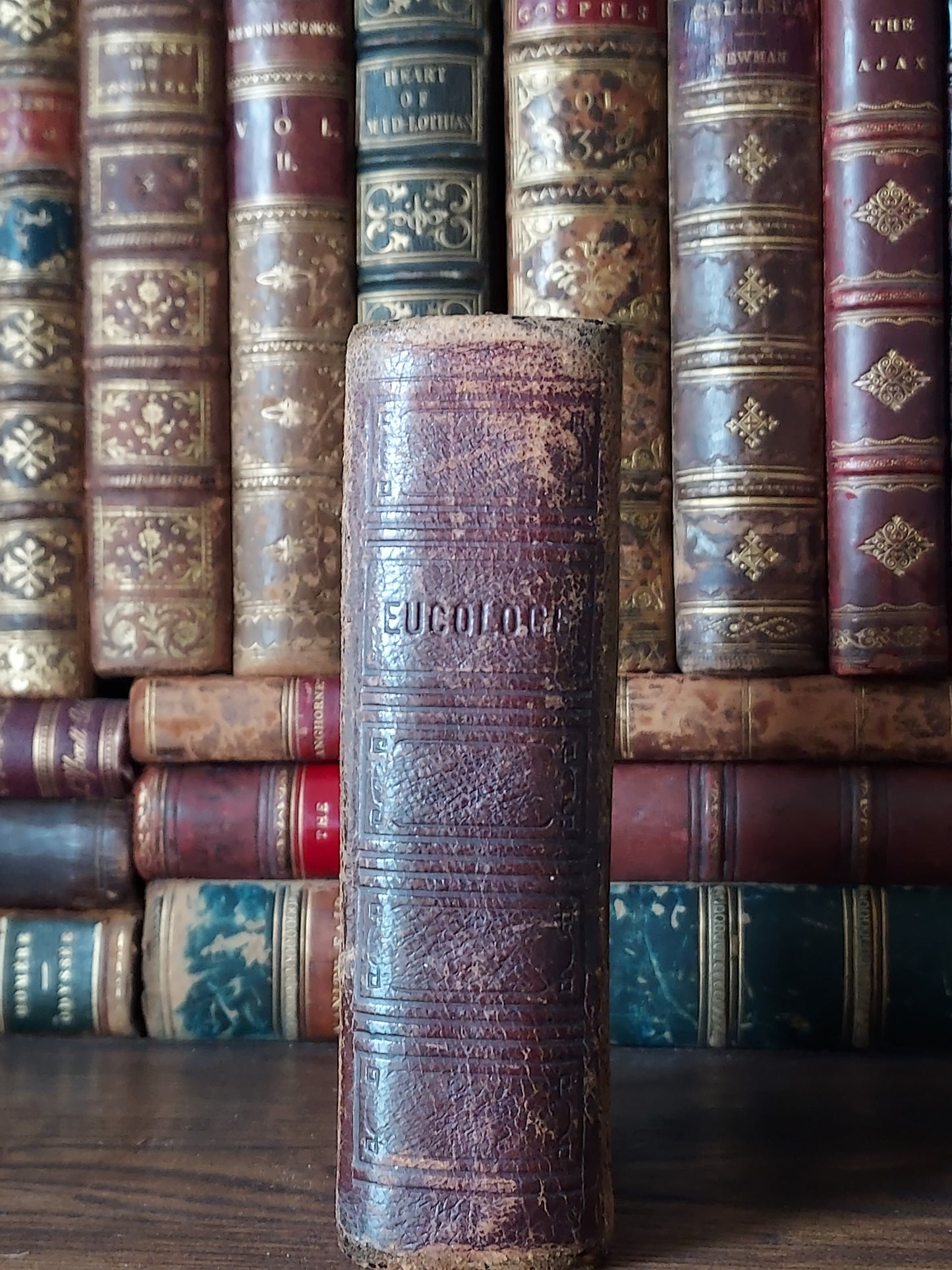 19th-century Eucologe ou Paroissien romain-éduen: Floral Gauffered Edges