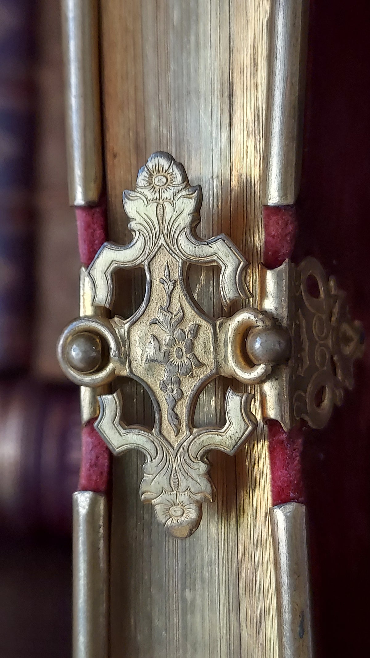 1850 Paroissien | Smaller Ruby Colored Velvet w/ Gold Clasp