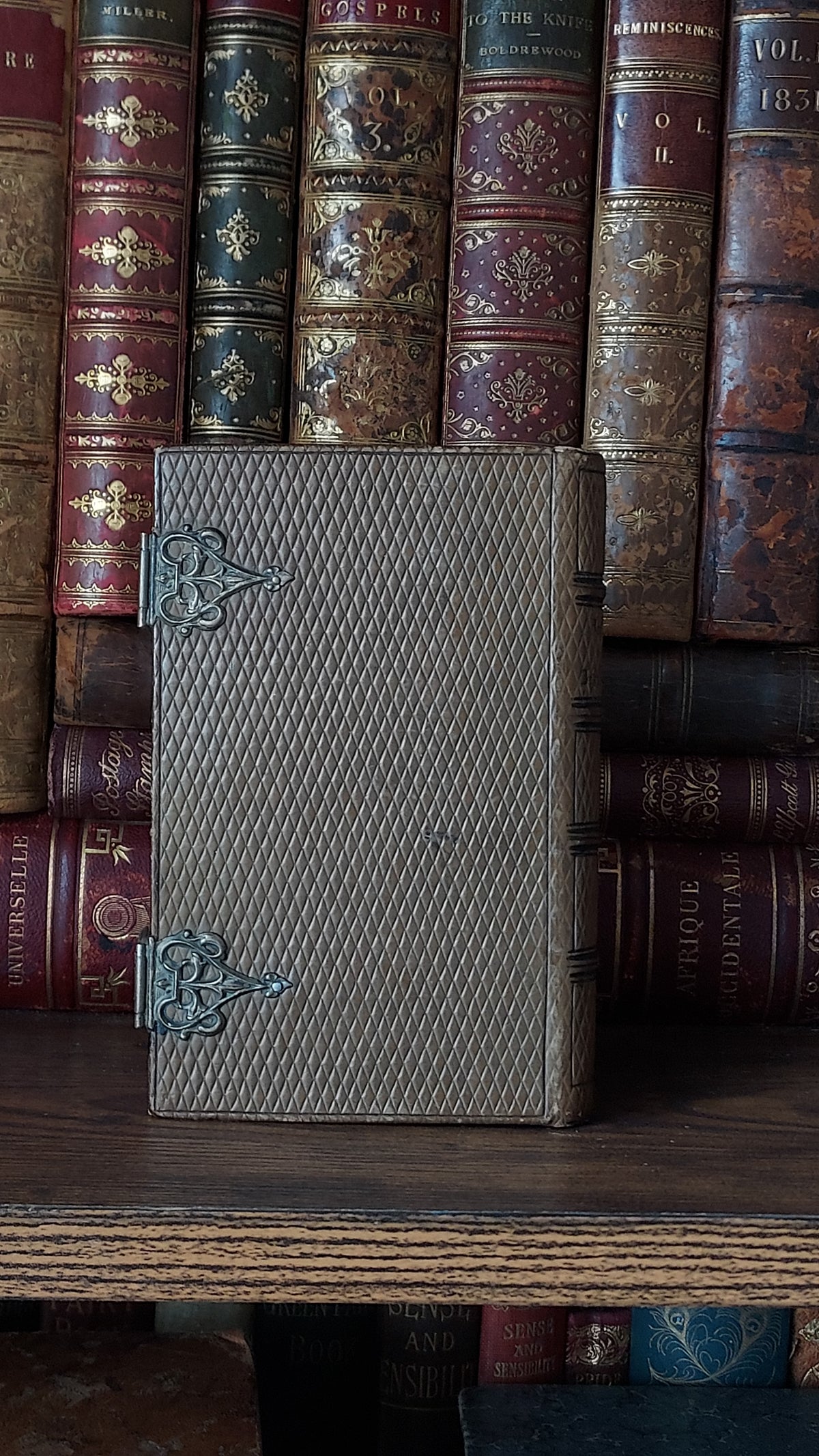 1860s Imitation de Jésus-Christ | Noble Provenance, Clasps, & Gauffered Edges